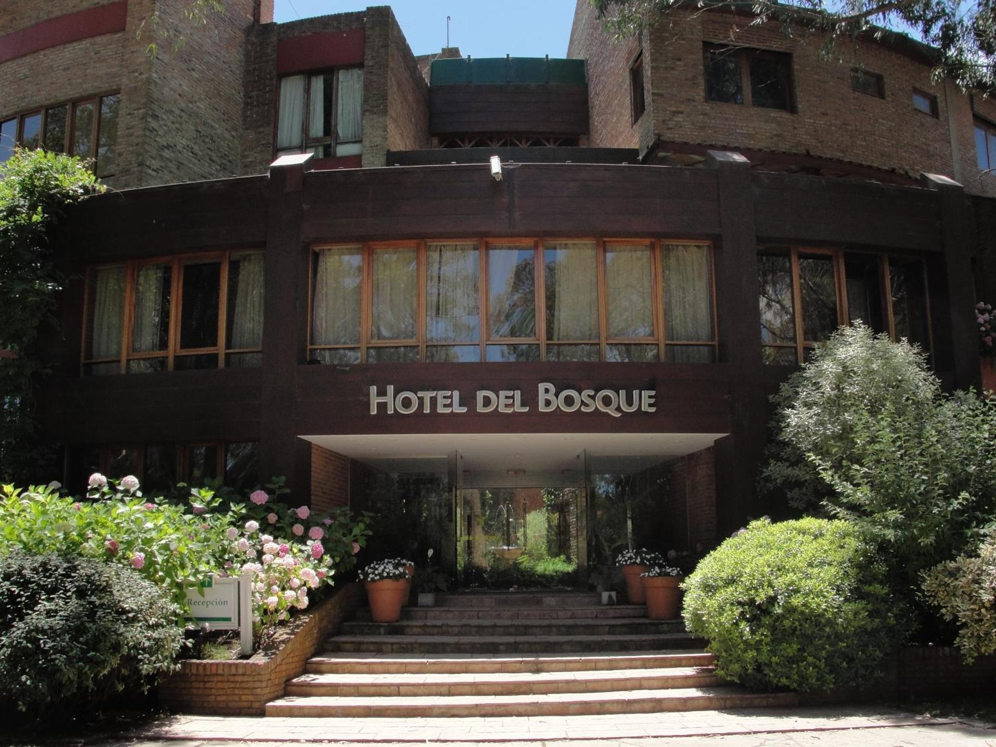 Hotel Del Bosque Пинамар Екстериор снимка